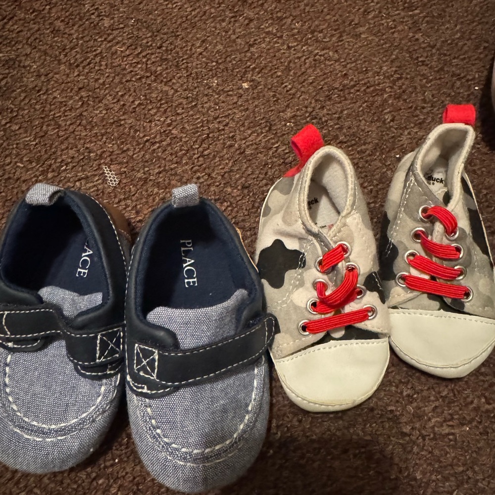 2 pairs of baby newborn shoes soft sole - 3-6 months shoes